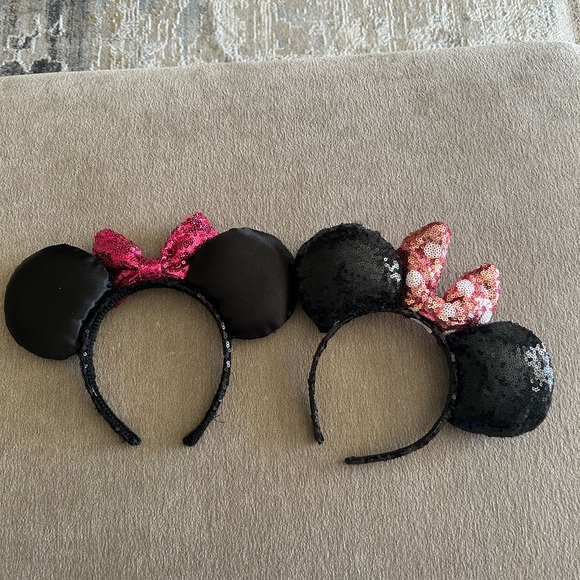 Disney Black and Pink Minnie Mouse Ears Headband. Set of 2 - Picture 2 of 2